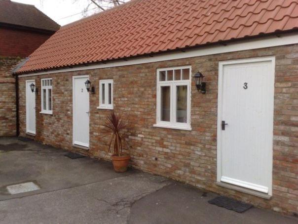 Horse And Groom Holbeach Exterior photo