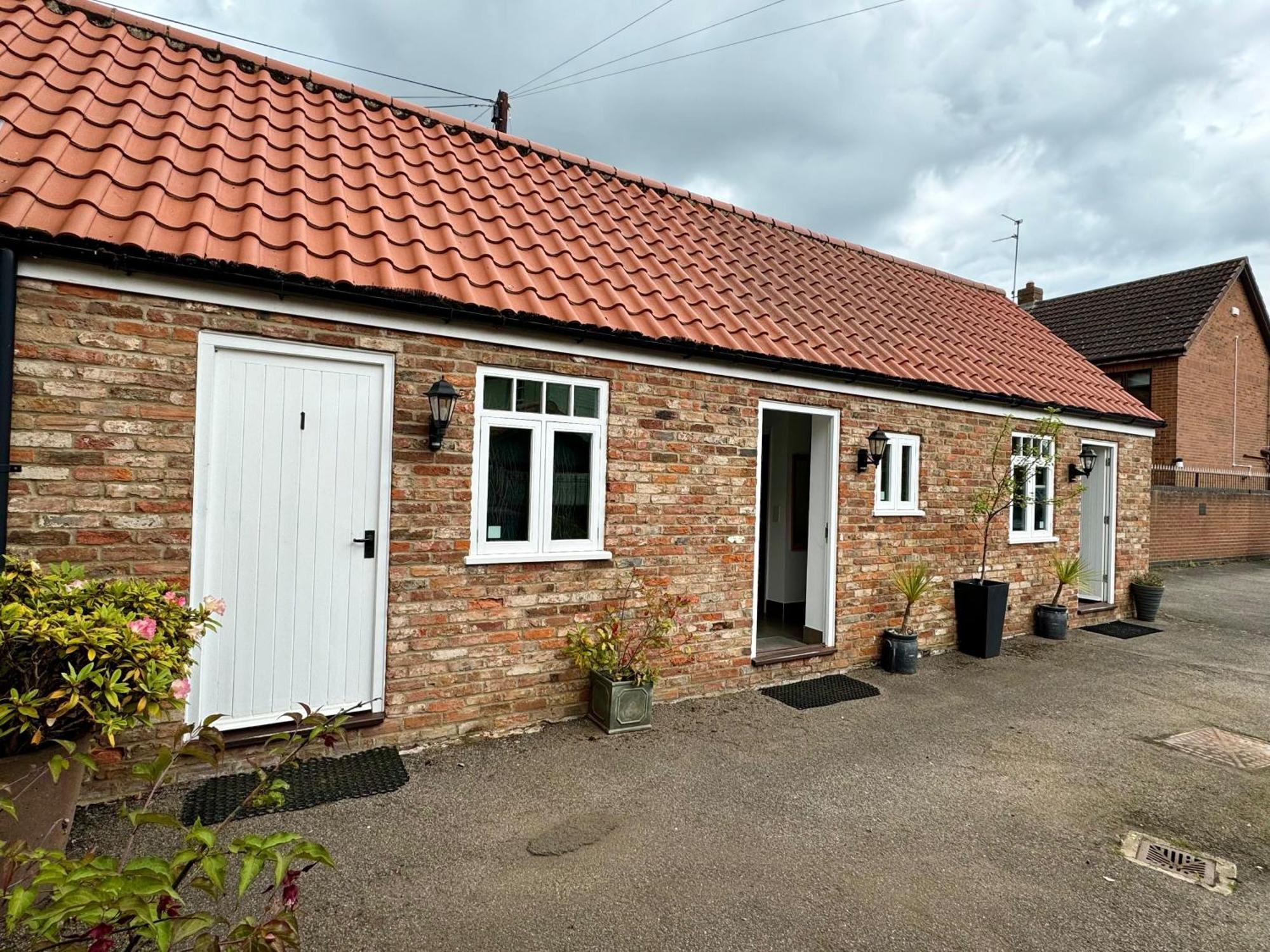 Horse And Groom Holbeach Exterior photo